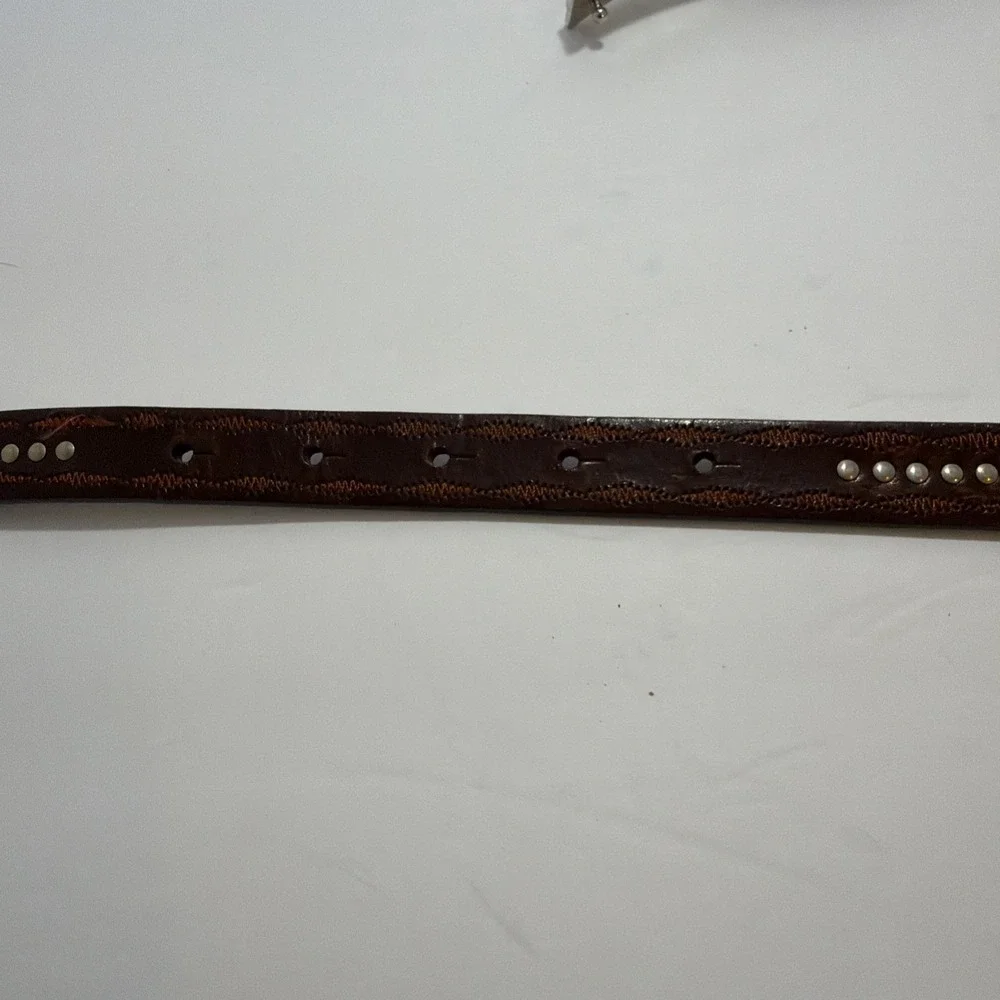 brown leather belt silver buckle Thin